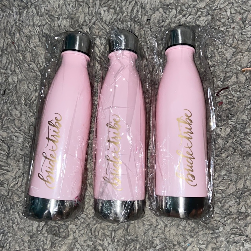 “Bride tribe” water bottles
